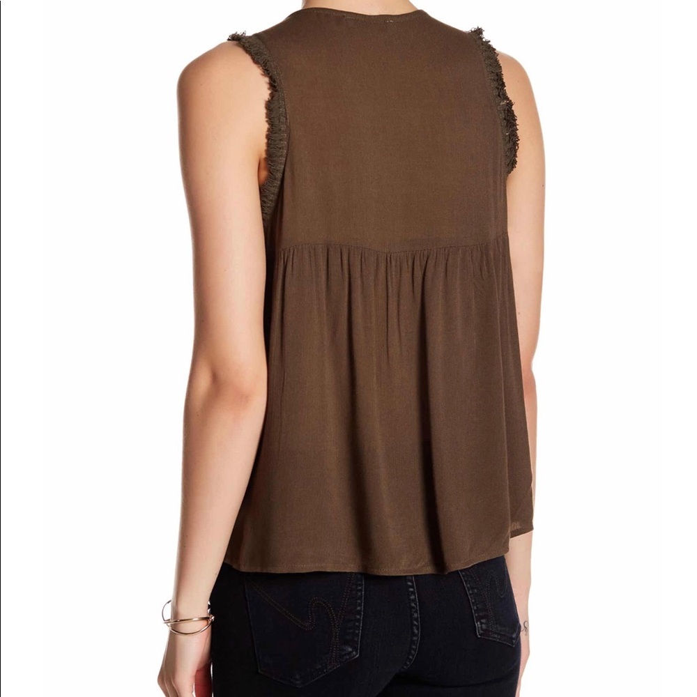 Tank - Picture 6 of 6